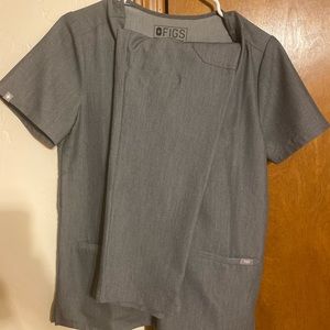 Women’s Figs scrub set